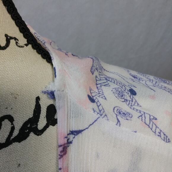 Aeropostale Light weight Floral Burst Cover Up Cardigan Size OS - Picture 7 of 9